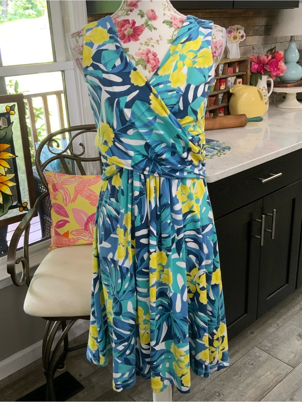 Lands’ End Faux Wrap Dress Womens M 10-12 Sleeveless Floral Pima Cotton Stretch